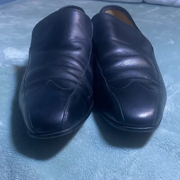Gucci Black Leather Men's Slip-On Loafers - Picture 9 of 16